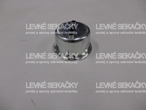 Egy szarvaszemes (nyárs) VeGA 404 SDX